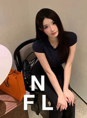 【NEW FOOLLAND】人手一件当红辣子鸡Alo极简瑜伽紧身短款短袖T恤