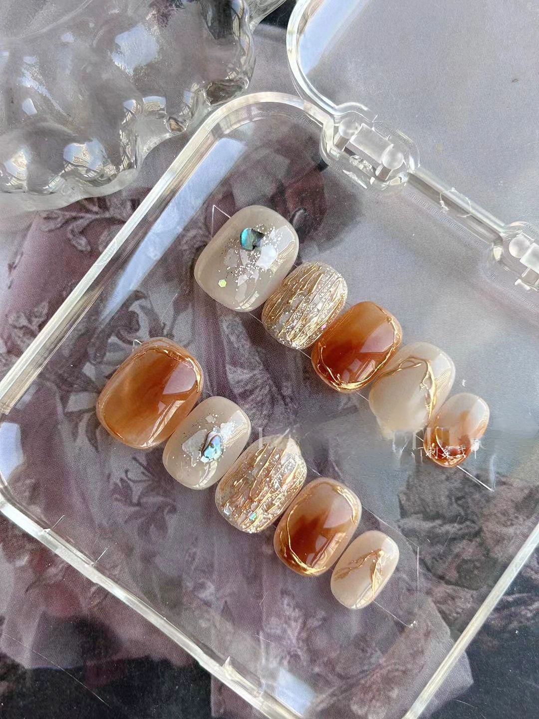 2024秋冬轻奢穿戴甲超气质ins晕染美甲/纯手工定制,彩妆/香水/美妆工具,穿戴甲/甲片,淘宝优惠券,粉丝福利购,淘宝优惠卷
