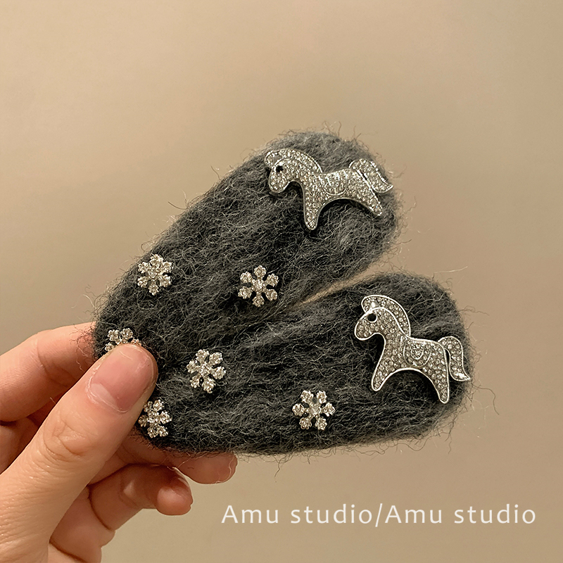 高级感轻奢小众水钻雪花小马发夹女甜美前额碎发BB夹侧边刘海边夹