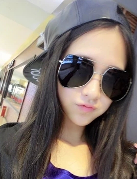 蚂蚁黑灰圆脸偏光情侣大框太阳镜