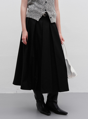 NOON配腰带百褶纯色半身裙女2025秋季新款高腰显瘦气质长裙XT5597