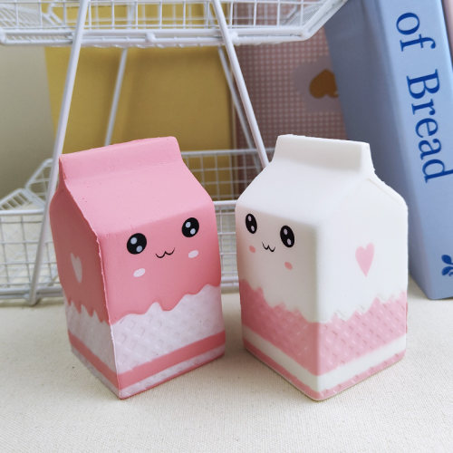 pu发泡牛奶盒正品白粉色卡通玩具