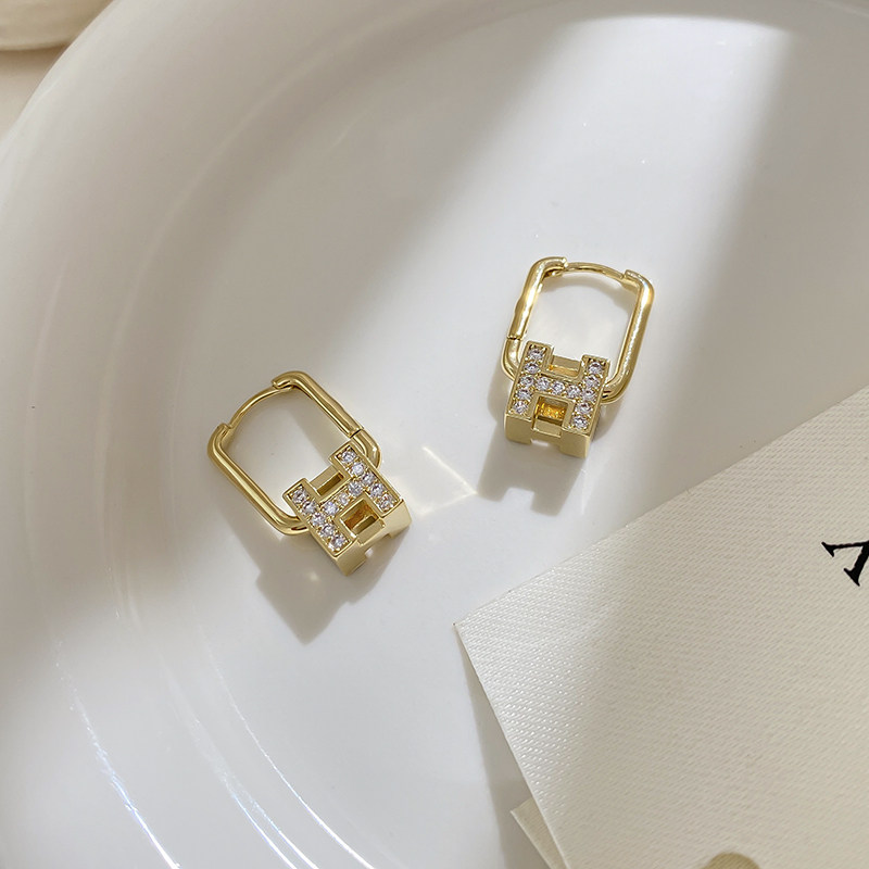 �ﶬ����˫����������ݸ߼����䵭���ʯ������Ƹ�С�ں�ɫ��׹