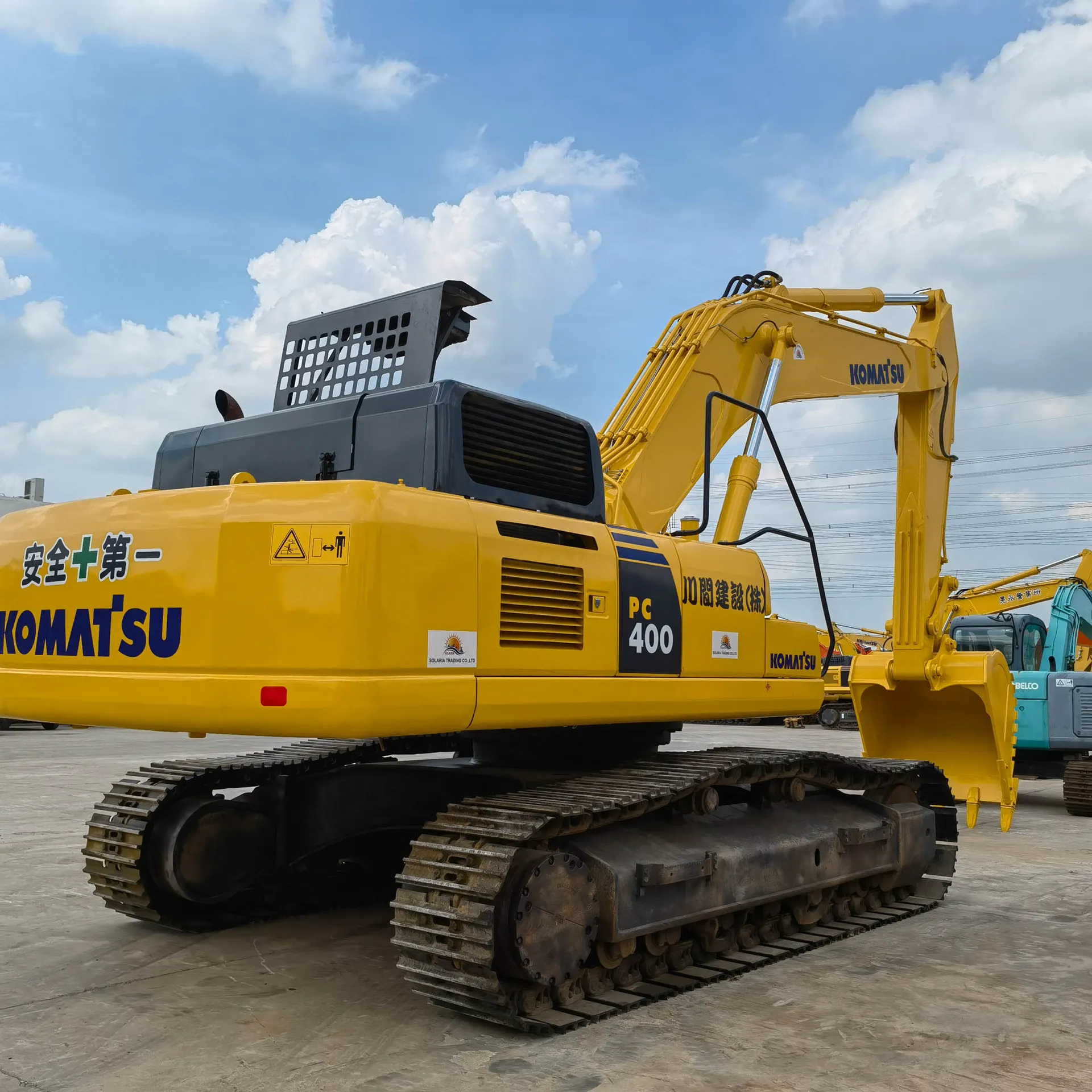 Secondhand excavators 40t Komatsu PC400-7 high power digger