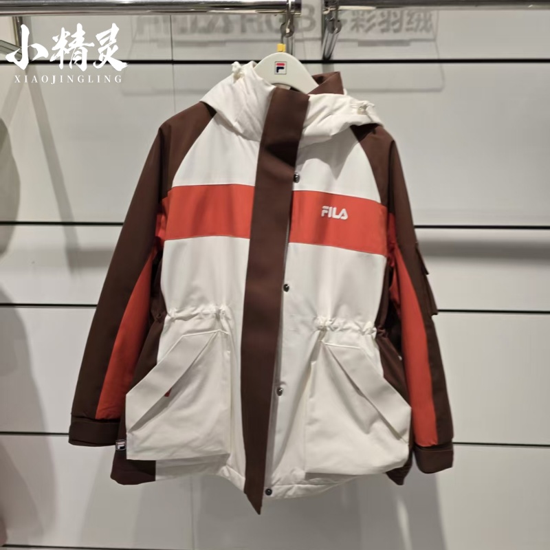 FILA斐乐女装2025年冬季休闲运动中长款连帽保暖羽绒服F11W549903