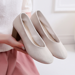 新款春秋配旗袍的鞋女高跟复古老北京布鞋茶艺师古风中跟汉服鞋子