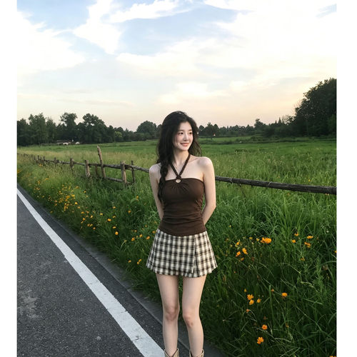 夏季圆扣镂空挂脖抹胸背心显瘦