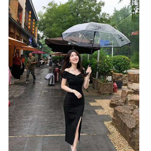 夏季名媛一字肩收腰显瘦连衣裙