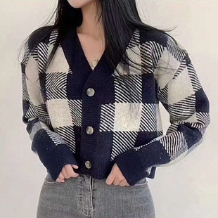 高级感上衣 韩风chic气质针织开衫 撞色短款 格子毛衣外套女秋冬新款