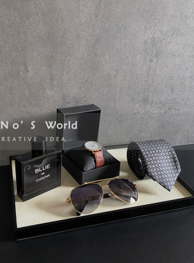 意式风衣帽间手表太阳镜软装饰品