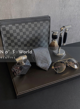 意式风售楼处衣帽间组合香薰摆件