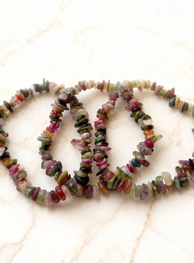 天然彩碧玺碎石手链弹力皮筋手串波西米亚风简约时尚水晶饰品