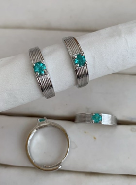 高级感帕拉伊巴绿戒指女水滴轻奢小众小巧托帕石显白湖蓝色饰品