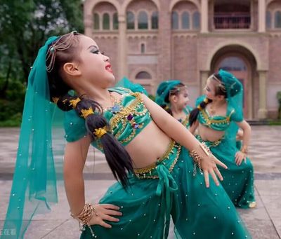 新款儿童六一花儿花儿演出服新疆印度舞茉莉公主西域肚皮舞舞蹈服