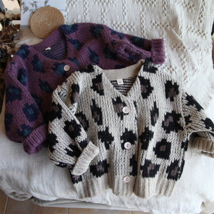 好可爱的豹纹25秋冬男童女童洋气V领短款毛衣外套儿童休闲针织衫