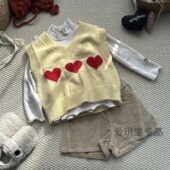 25秋冬男童女童爱心V领针织马甲休闲儿童宝宝V领毛衣背心可爱