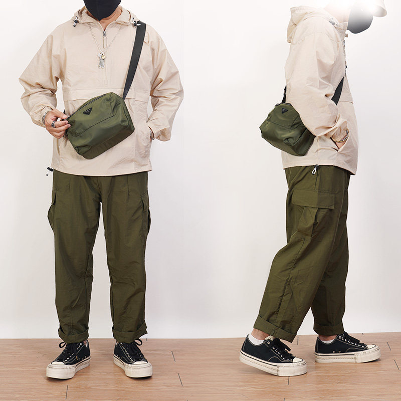 男士斜挎包尼龙布单肩包2025新款轻便小挎包大容量休闲男包