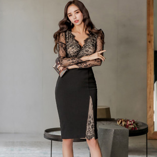 轻熟风连衣裙女春装2021新款韩版气质名媛性感V领蕾丝包臀打底裙