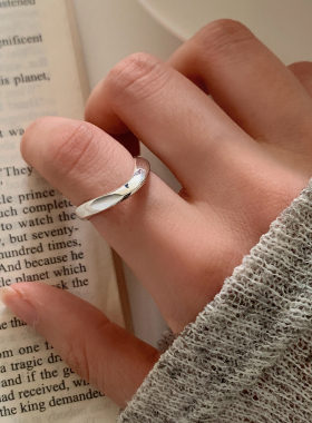 S925银波浪戒指女简约时尚个性