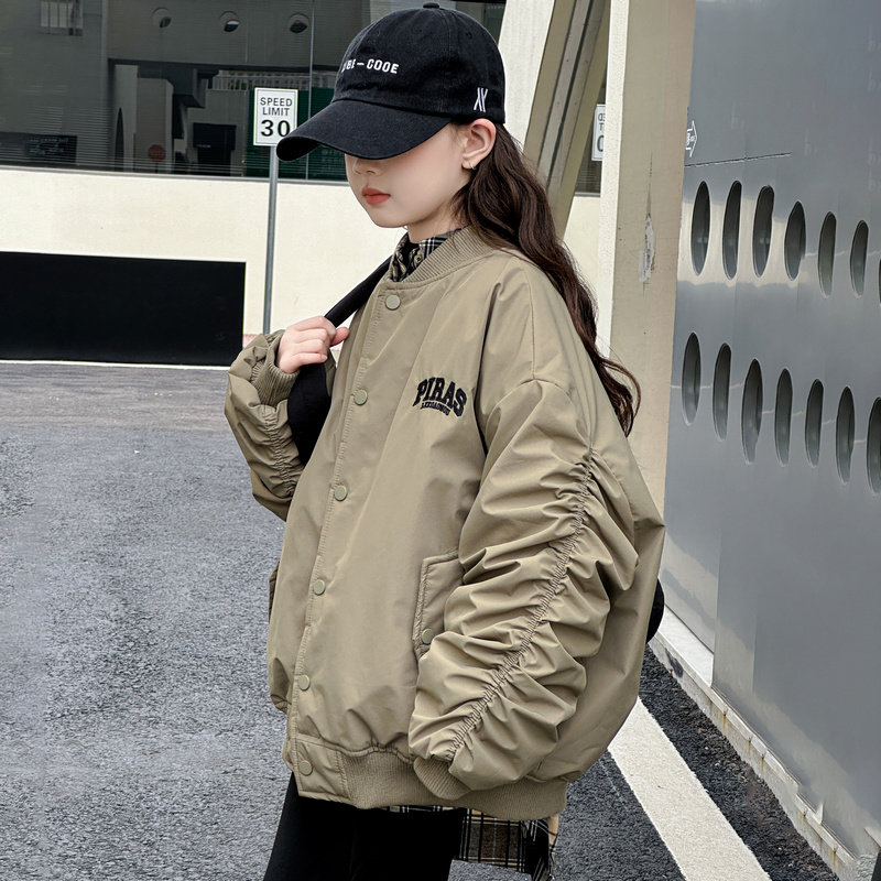 女童飞行员夹克上衣2026新款秋冬款韩版棒球服中大童时髦宽松棉服
