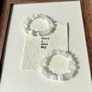 捡漏不定期更新。彩萤石红胶花堇青草莓发晶南红玛瑙天河太阳手串