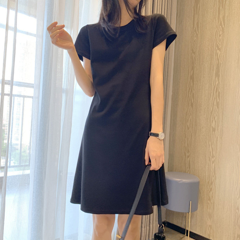 短袖连衣裙女韩版学生小个子修身百搭显瘦纯色中长款a字小黑裙潮
