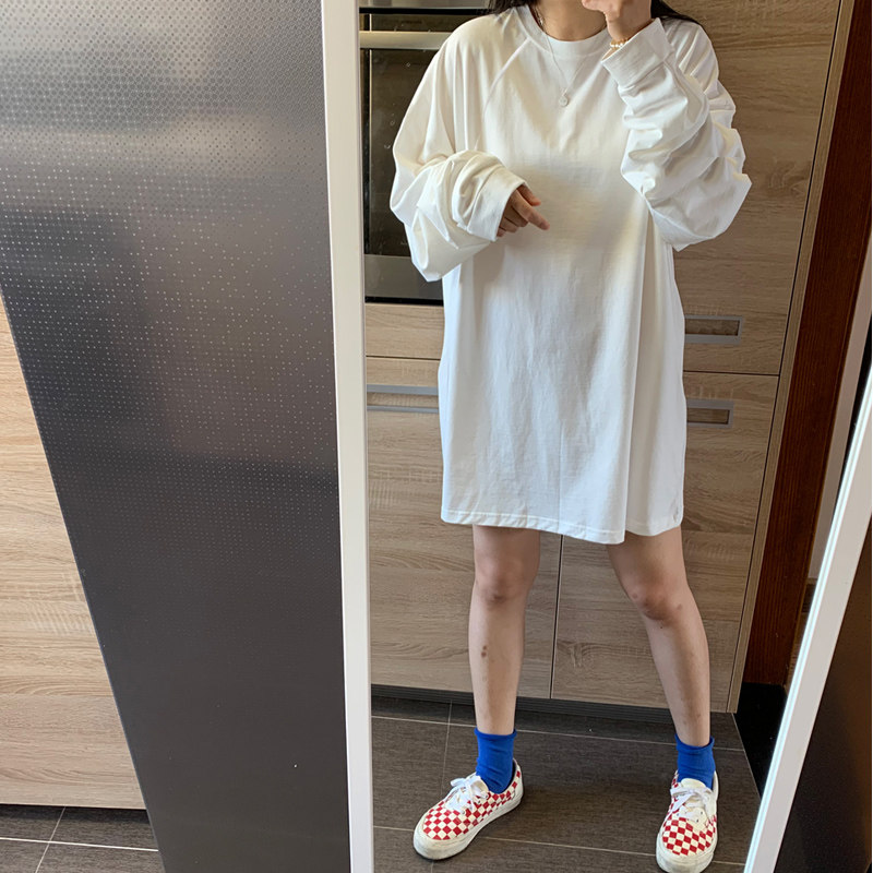 叠穿白t长袖搭配卫衣的打底衫内搭圆领宽松中长款体恤女韩版上衣
