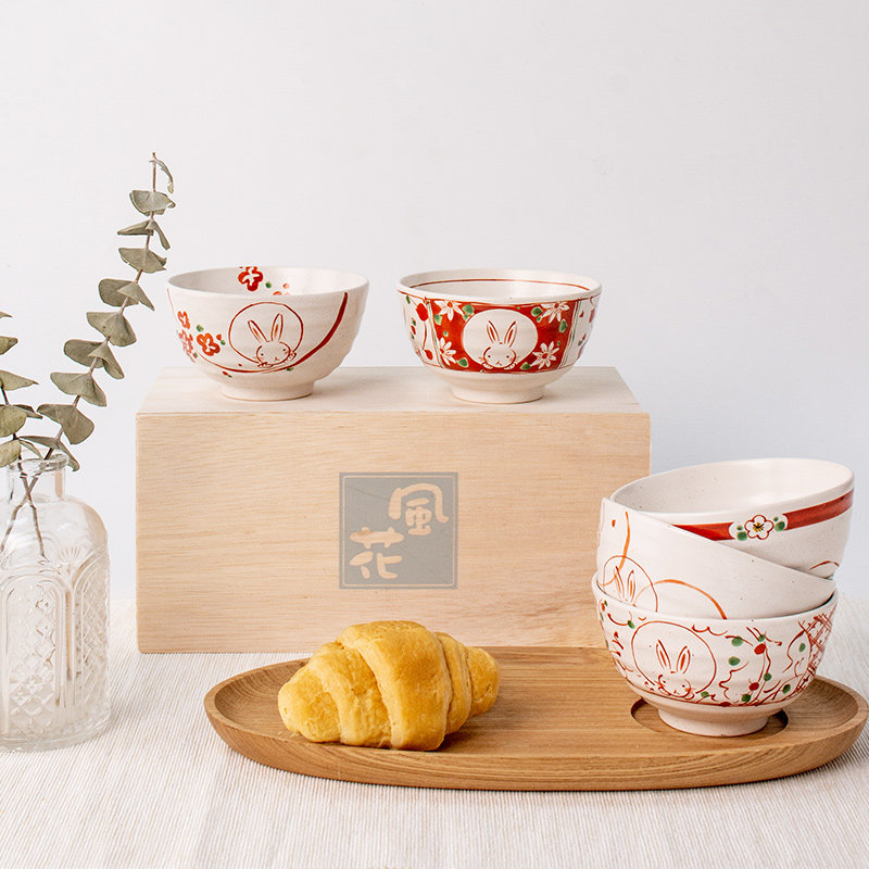 日本赤绘粗陶风花兔子米饭碗