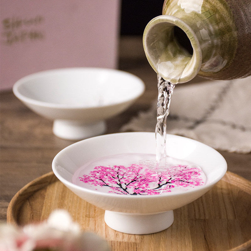 日本进口陶瓷酒杯高木陶器酒盅日式烧酒杯冷感樱花变色清酒杯酒碗