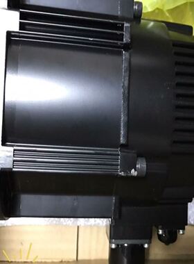 SGM7G-20A7C61 安川7系