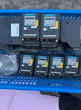 汇川变频器 MD200T3.7B 年份近带二维码2221年M