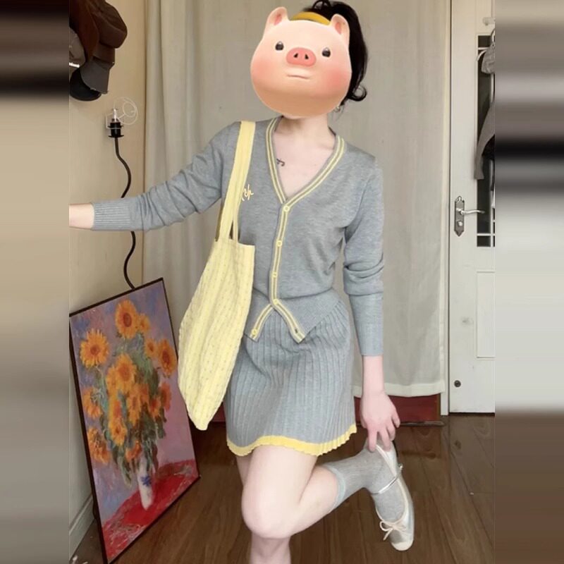 秋冬季百搭新款女装气质短裙套装