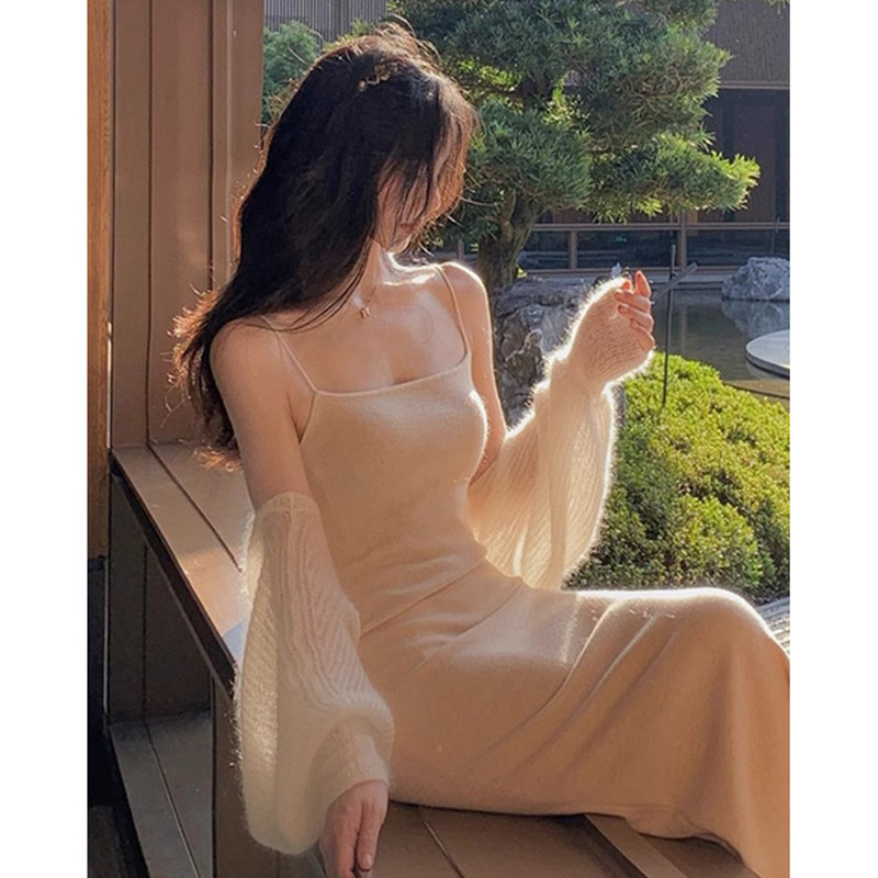修身针织吊带连衣裙女夏季新款