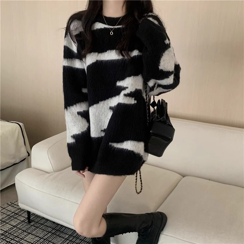 慵懒风条纹大朗毛衣女
