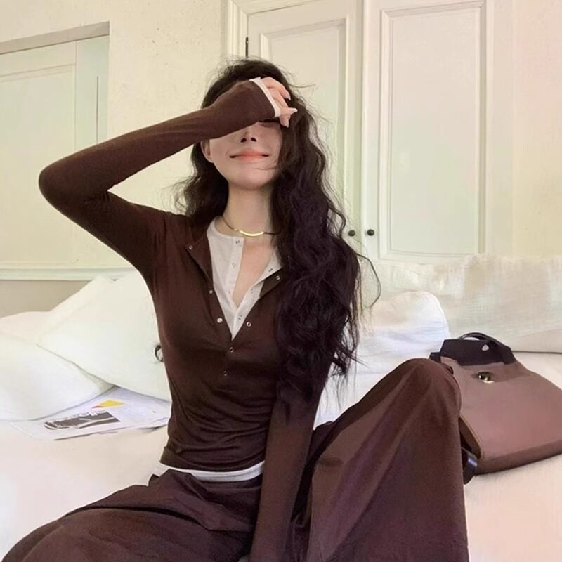 ins假两件半开领正肩长袖t恤女
