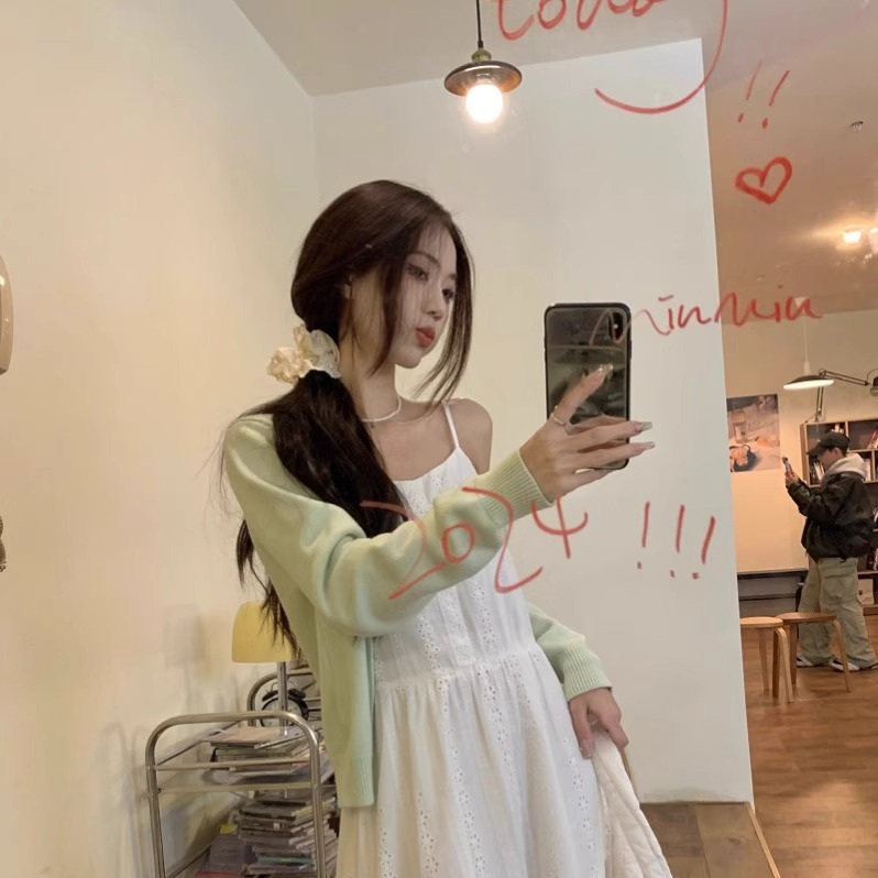 白色连衣裙女针织开衫长裙套装