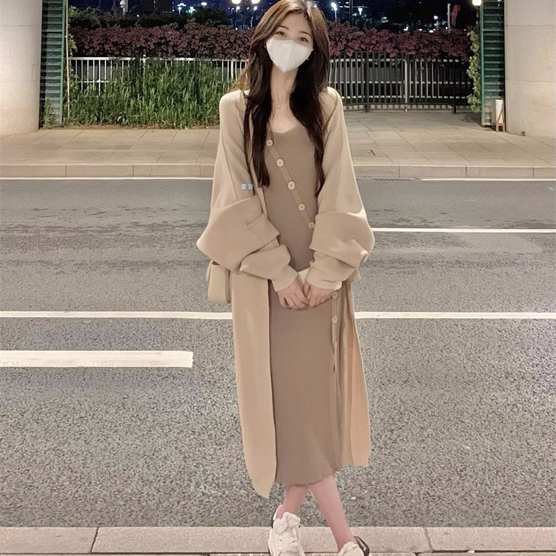 长款修身连衣裙两件套装女