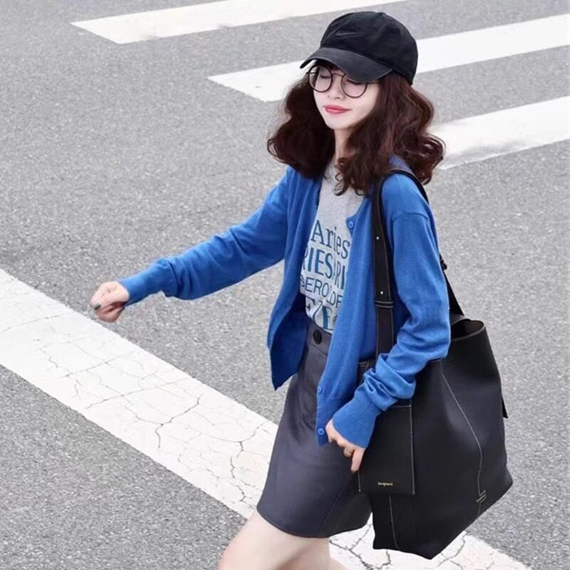 日系简约蓝色圆领针织开衫女春秋高级感洋气百搭毛衣外套宽松上衣