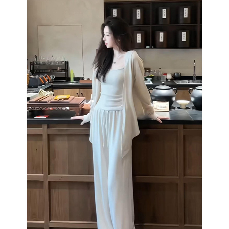 开衫吊带上衣阔腿裤三件套女