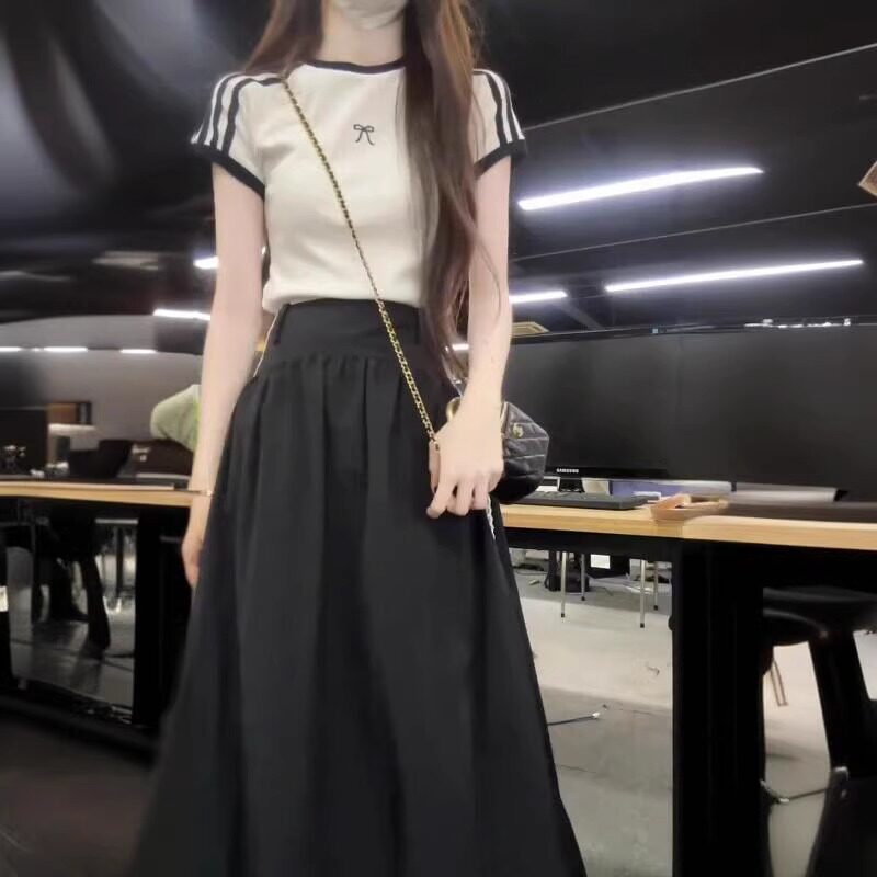 白色t恤半身裙减龄显瘦套装女