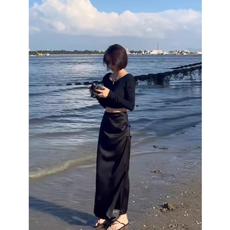 日系春秋季黑色醋酸包臀裙a字半身裙女小个子高腰垂坠感气质长裙