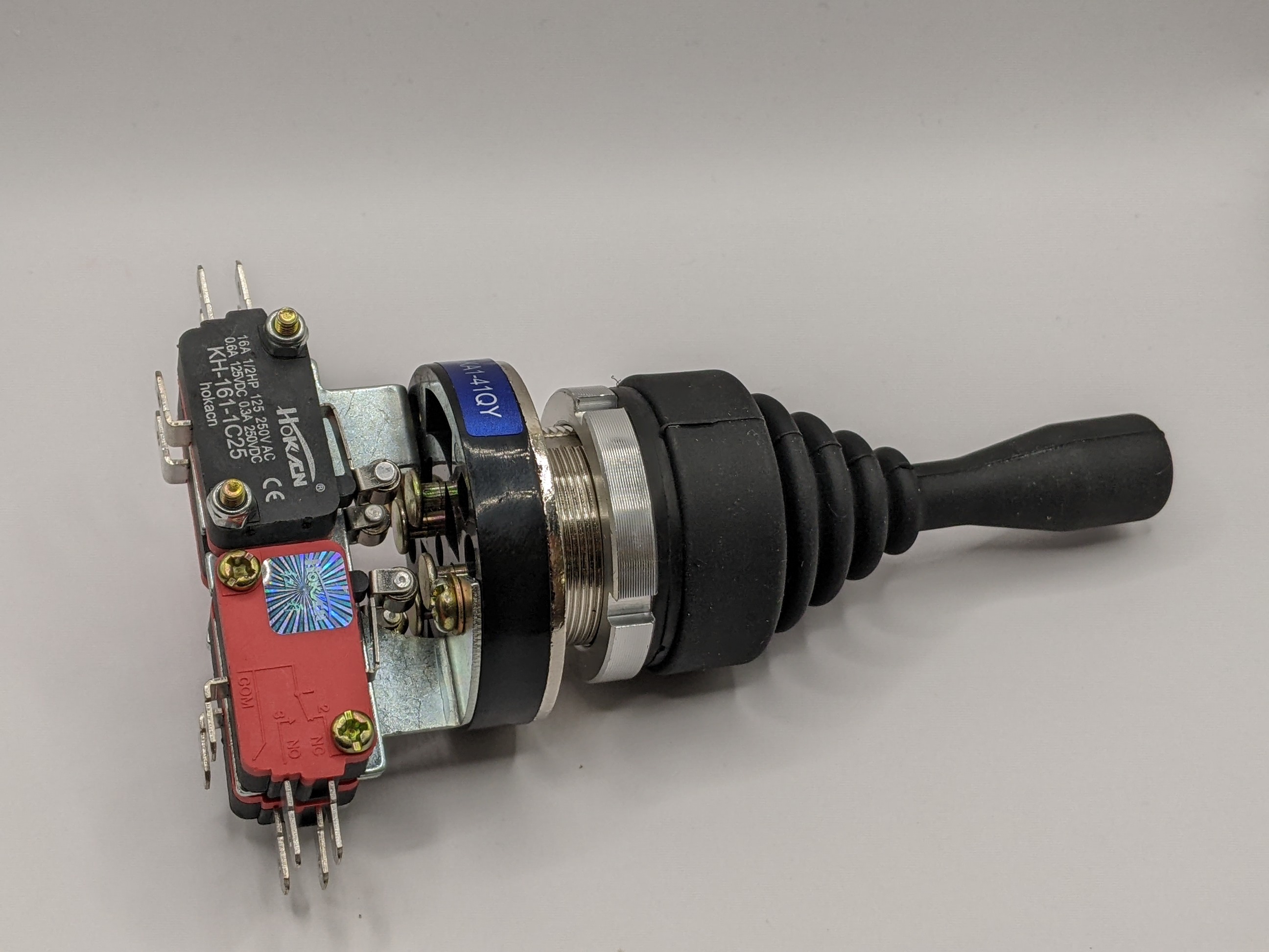 红开十字摇杆主令开关HKA1-41QY/QZ四向自锁自复位开关开孔30MM