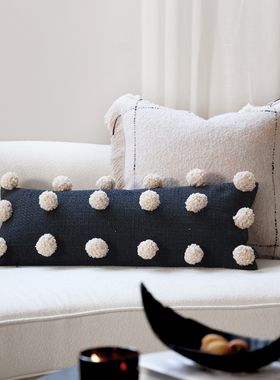 Buzai布在民宿黑白棉麻靠垫套泰迪毛球抱枕加长腰枕黑色ins侘寂风