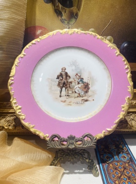 法国利摩日蓬巴杜粉鎏金人物赏盘