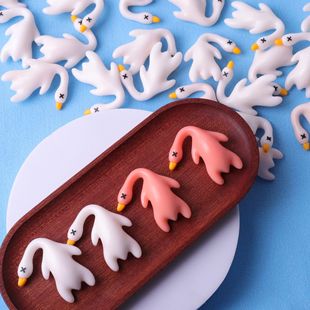 变色烤鸭挂件遇光紫外线会变色车载挂件烧鸭钥匙扣活动奖励礼品