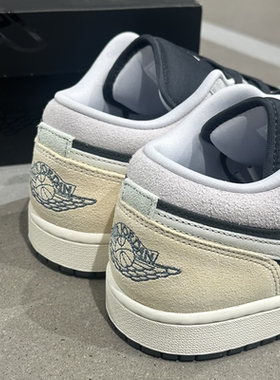 耐克男鞋2026春季新款AIR JORDAN 1 LOW SE运动篮球鞋 IB7109-004