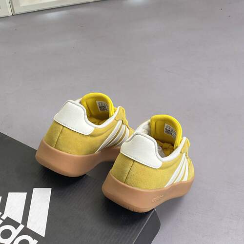 「T头鞋」BARREDA休闲板鞋德训鞋男女新款adidas阿迪达斯秋JQ4239