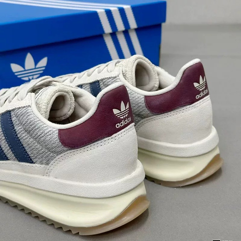 adidas阿迪达斯正品三叶草跑步鞋女款厚底增高防滑男生运动休闲鞋