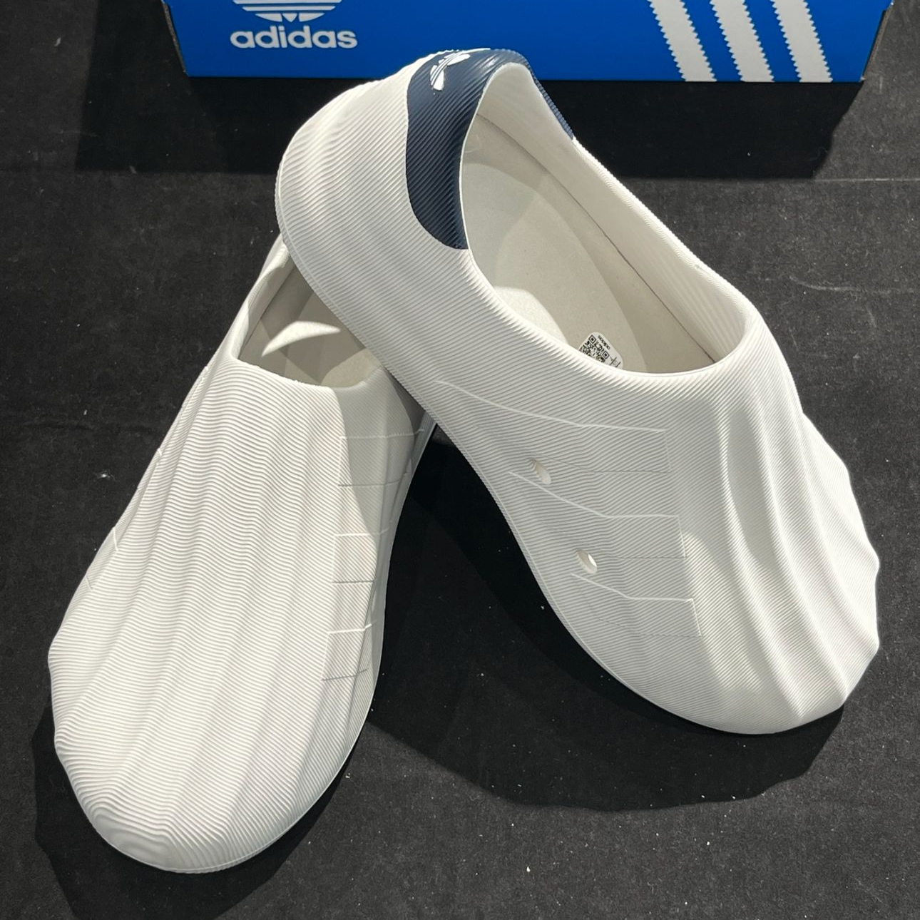 Adidas阿迪达斯正品一脚蹬懒人鞋