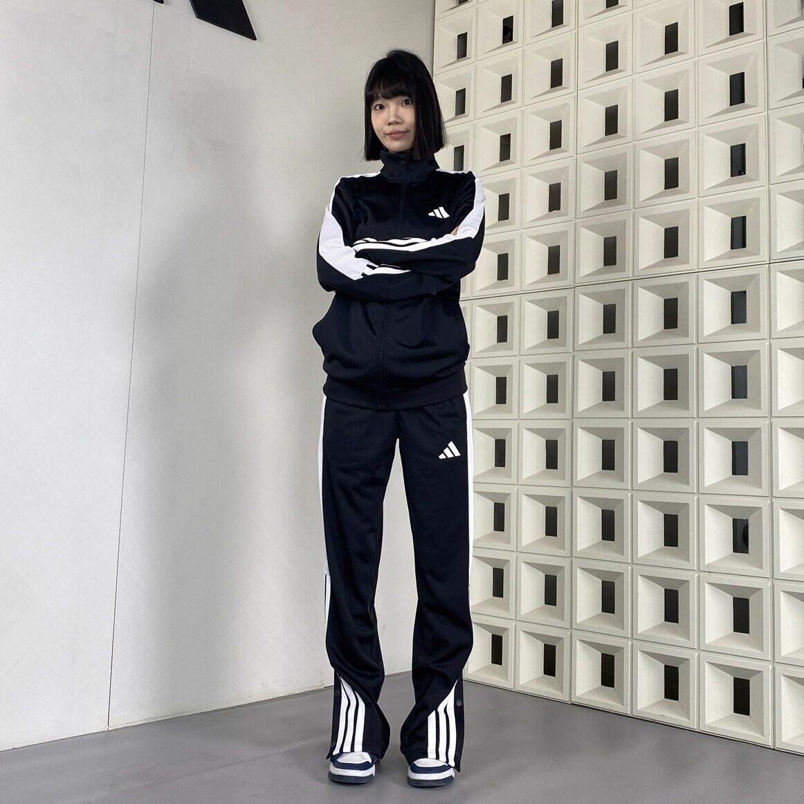 Adidas阿迪达斯套装男女运动裤子经典舒适透气休闲外套正品KC6977